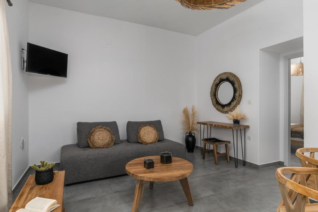 Kallia'S Suites Milos Adamantas  ภายนอก รูปภาพ