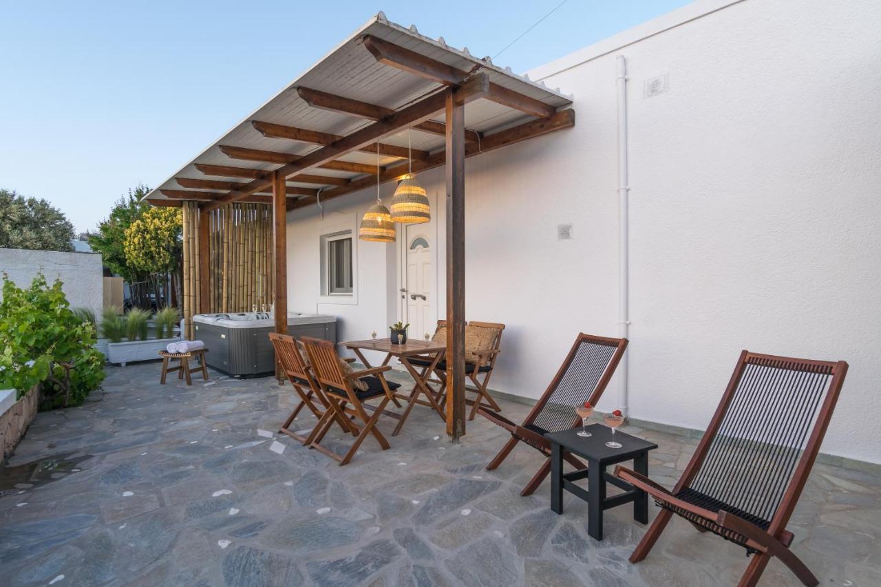 Kallia'S Suites Milos Adamantas  ภายนอก รูปภาพ