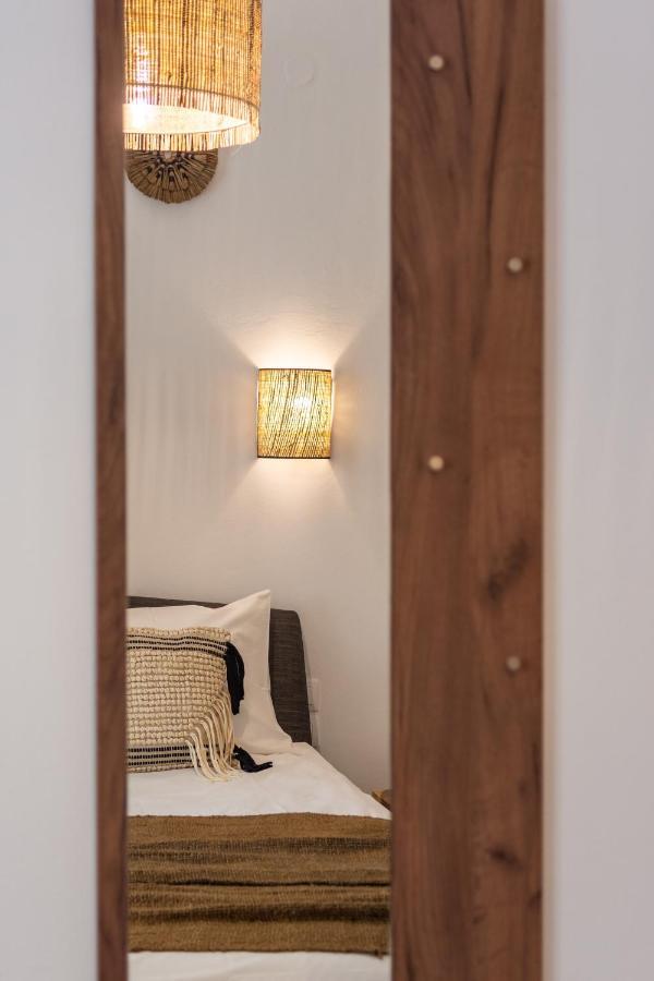 Kallia'S Suites Milos Adamantas  ภายนอก รูปภาพ