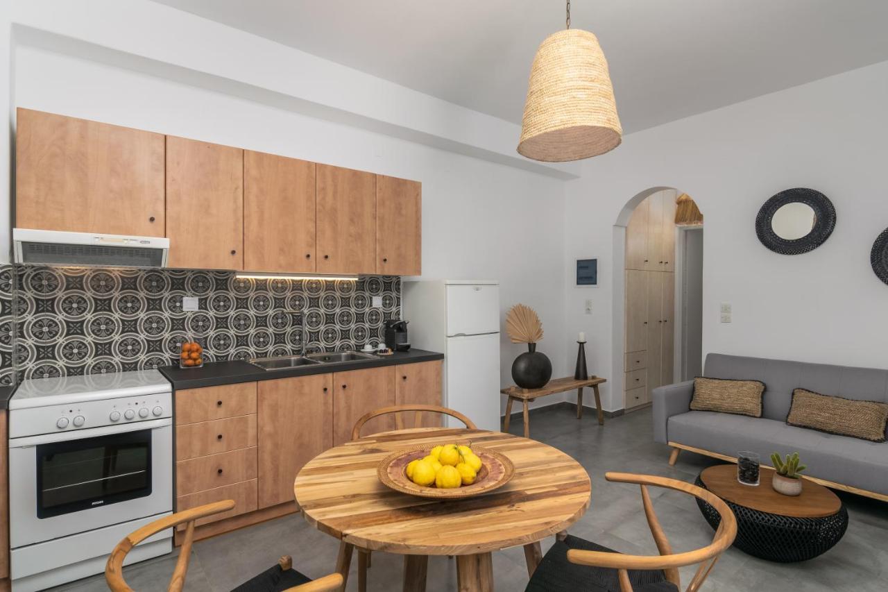 Kallia'S Suites Milos Adamantas  ภายนอก รูปภาพ