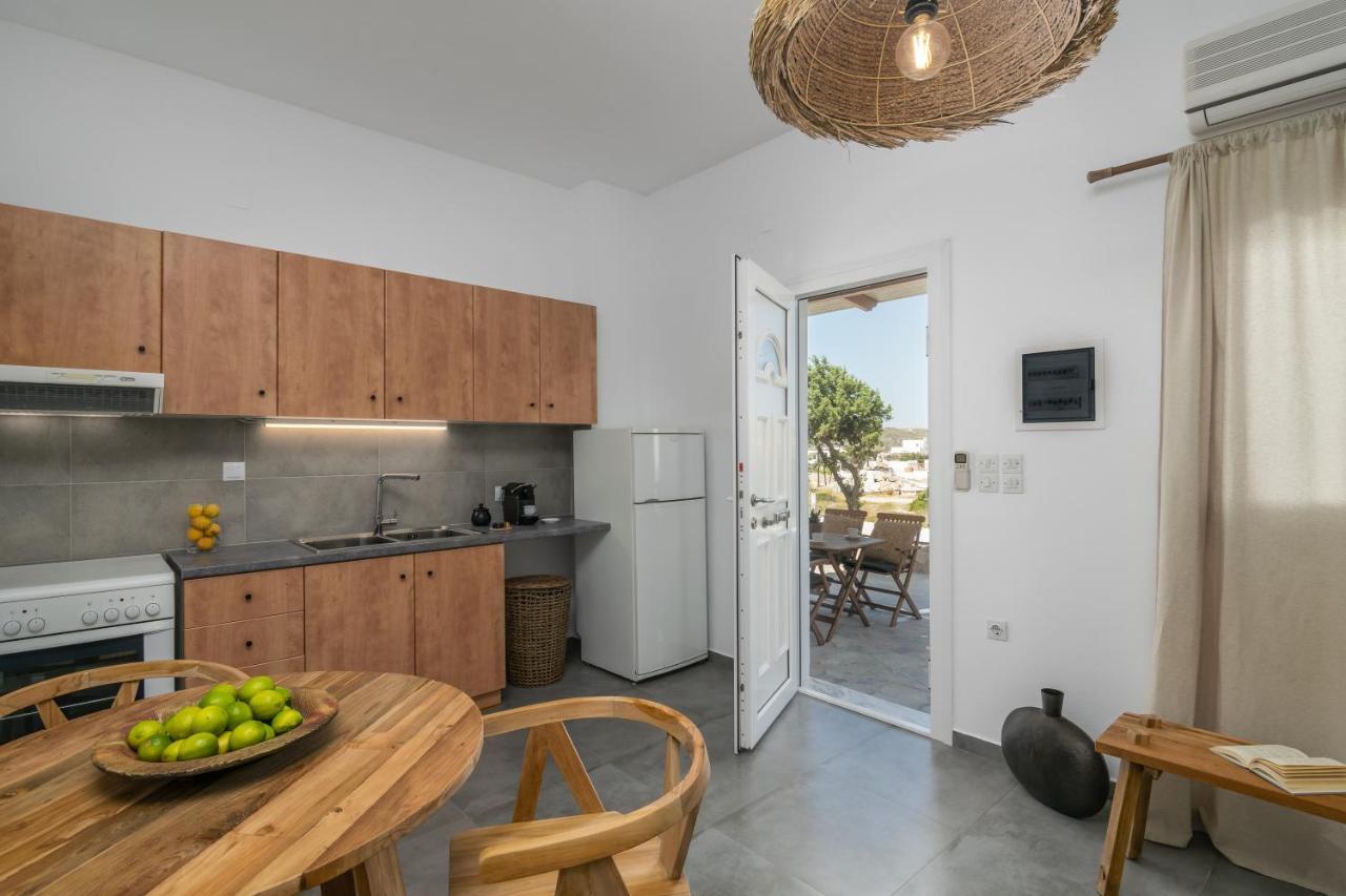 Kallia'S Suites Milos Adamantas  ภายนอก รูปภาพ