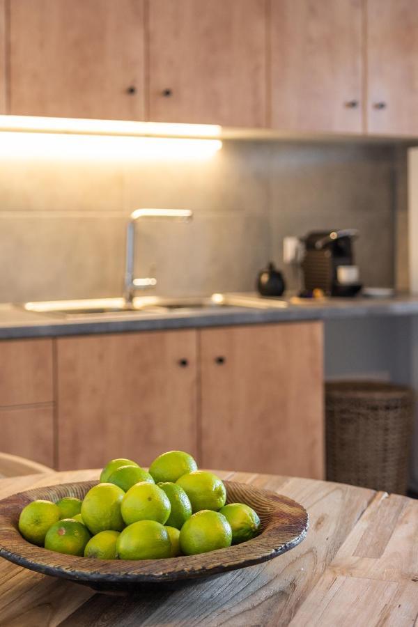 Kallia'S Suites Milos Adamantas  ภายนอก รูปภาพ